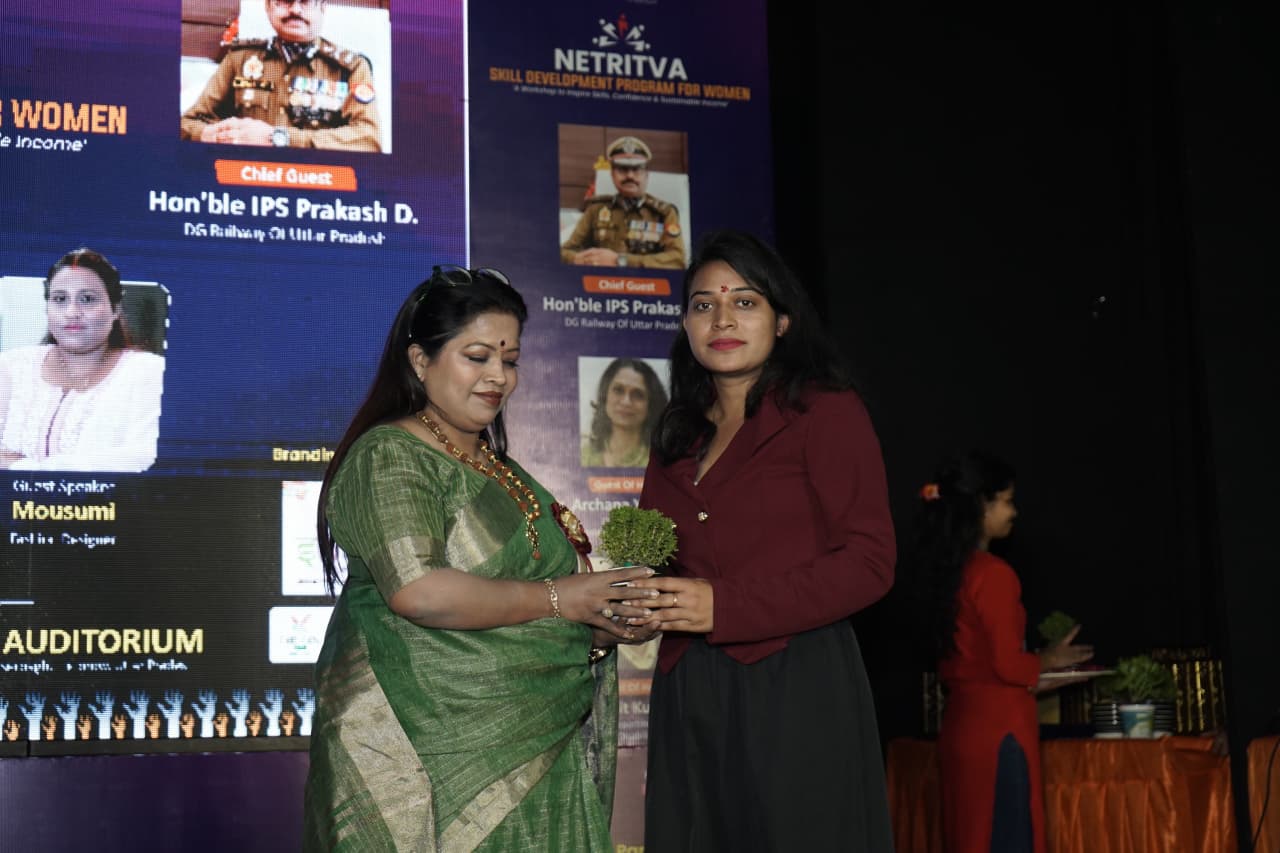 Ellar Makeup Studio - About Us